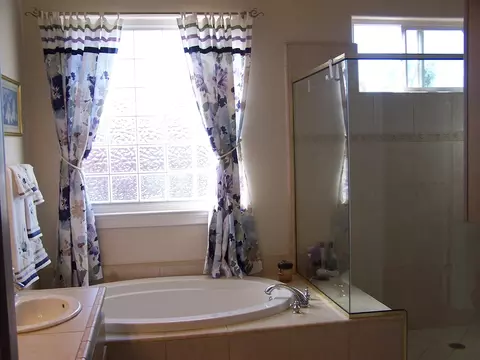 1380 Spanish Bay Dr, Redding, CA 96003 photo 15