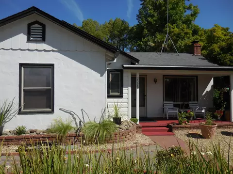 2326 Placer St, Redding, CA 96001 photo 52