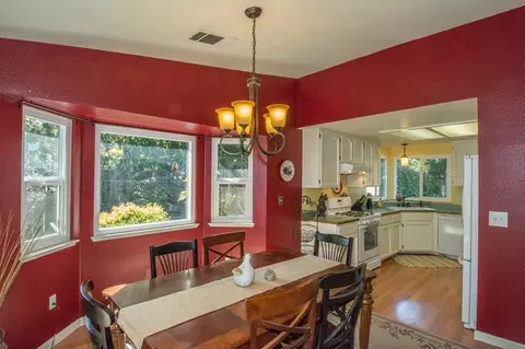 124 Justin Way, Redding, CA 96003 photo 8