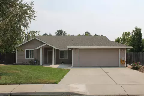 3333 Nathan Dr, Anderson, CA 96007 photo 1