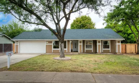 6771 Creekside St, Redding, CA 96001 photo 1
