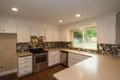 6771 Creekside St, Redding, CA 96001 photo 5