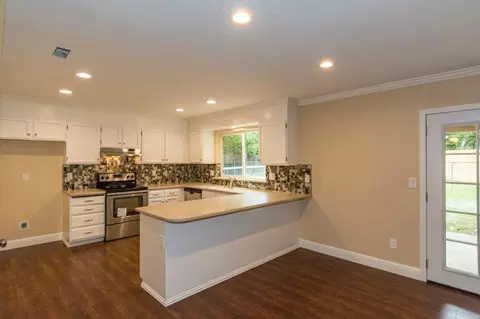 6771 Creekside St, Redding, CA 96001 photo 4