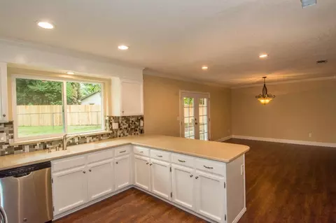 6771 Creekside St, Redding, CA 96001 photo 6