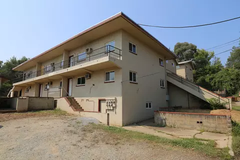 1964 10th St, Redding, CA 96001 photo 2