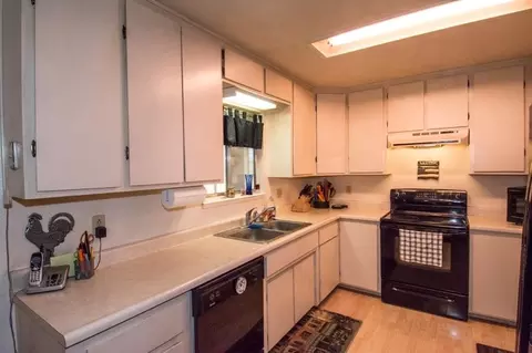 9634 Logan Rd, Redding, CA 96003 photo 6
