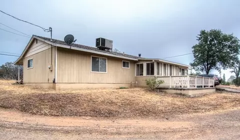 9634 Logan Rd, Redding, CA 96003 photo 2