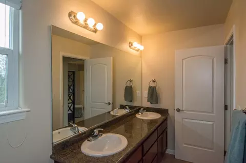 2182 Tuscany Way, Redding, CA 96003 photo 10