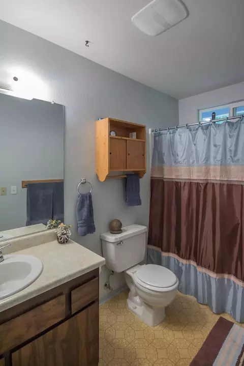 329 Branstetter Ln, Redding, CA 96001 photo 11