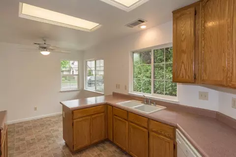 299 Yolla Bolly Trl, Redding, CA 96003 photo 8