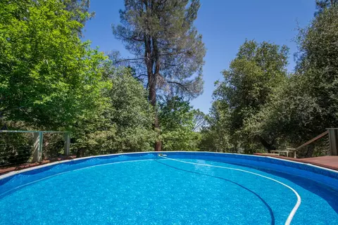 10255 Carrousel Dr, Redding, CA 96001 photo 17
