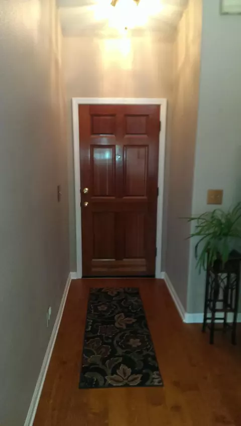 2023 Tiburon Dr, Redding, CA 96003 photo 4