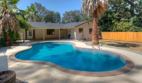 5845 Bell Rd, Redding, CA 96001 photo 8