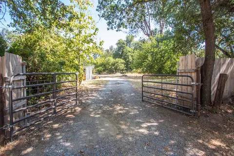 5845 Bell Rd, Redding, CA 96001 photo 10