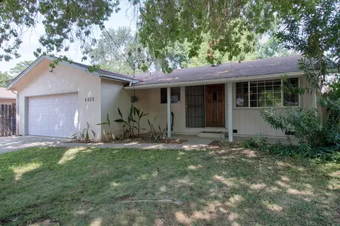 6925 Reflection St, Redding, CA 96001 photo 1