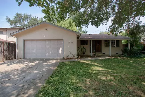 6925 Reflection St, Redding, CA 96001 photo 2
