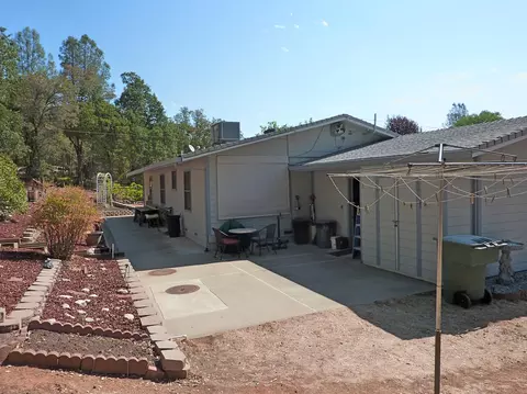 66 Cooper Dr, Redding, CA 96001 photo 12