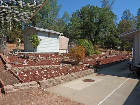 66 Cooper Dr, Redding, CA 96001 photo 14