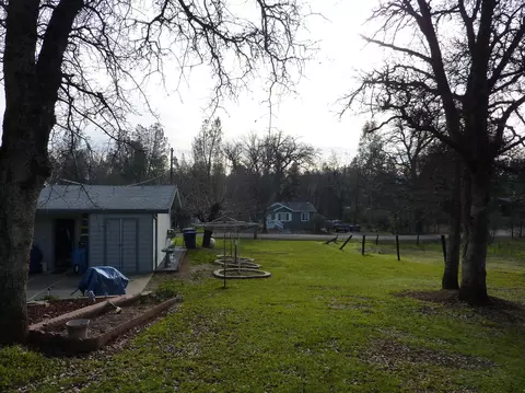 66 Cooper Dr, Redding, CA 96001 photo 15