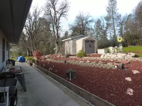 66 Cooper Dr, Redding, CA 96001 photo 13