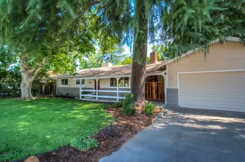 3580 Sacramento Dr, Redding, CA 96001 photo 2