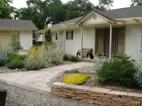 2870 Potts Ln, Redding, CA 96001 photo 3