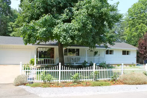 6640 Riverside Dr, Redding, CA 96001 photo 7