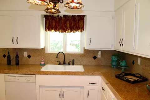 6640 Riverside Dr, Redding, CA 96001 photo 80