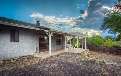 2136 Osprey Ln, Redding, CA 96003 photo 18