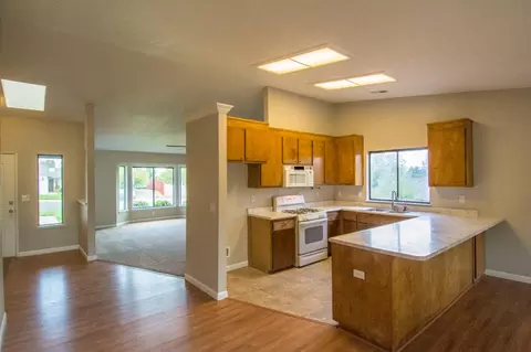 2136 Osprey Ln, Redding, CA 96003 photo 10