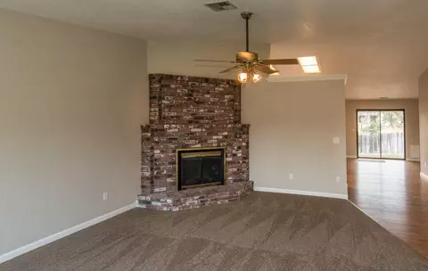 2136 Osprey Ln, Redding, CA 96003 photo 4