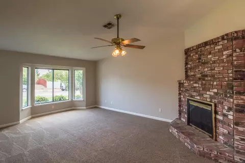 2136 Osprey Ln, Redding, CA 96003 photo 5