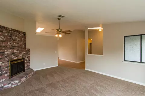 2136 Osprey Ln, Redding, CA 96003 photo 3
