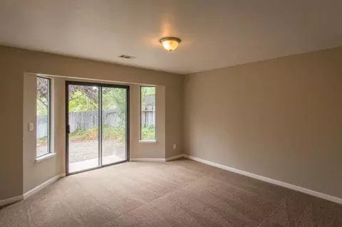 2136 Osprey Ln, Redding, CA 96003 photo 11