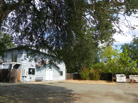 2480 Wilson Ave, Redding, CA 96002 photo 3