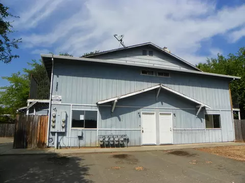 2480 Wilson Ave, Redding, CA 96002 photo 1