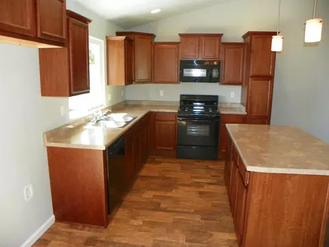 2927 Nicolet, Redding, CA 96001 photo 8