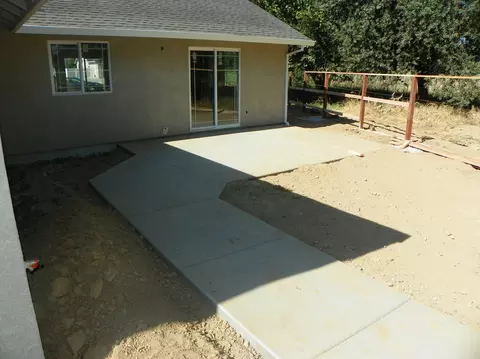 2918 Nicolet, Redding, CA 96001 photo 13