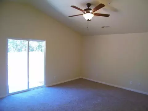 2918 Nicolet, Redding, CA 96001 photo 8