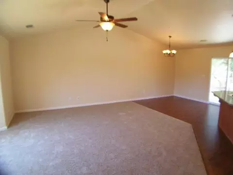 2918 Nicolet, Redding, CA 96001 photo 3