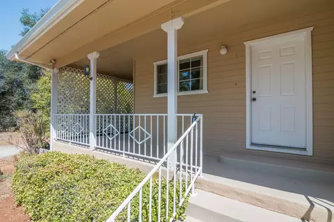 12772 Encanto Way, Redding, CA 96003 photo 2
