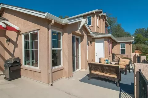 1815 Lakeside Dr, Redding, CA 96001 photo 13
