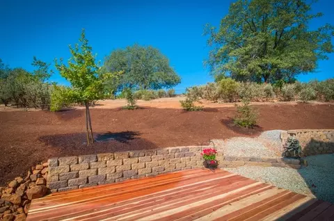 1815 Lakeside Dr, Redding, CA 96001 photo 16