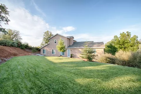 1815 Lakeside Dr, Redding, CA 96001 photo 2