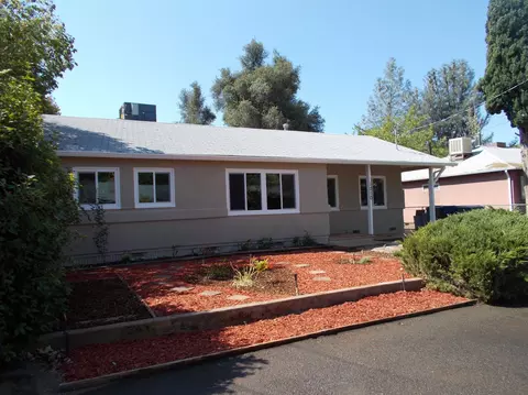 1010 2nd St, Redding, CA 96002 photo 4