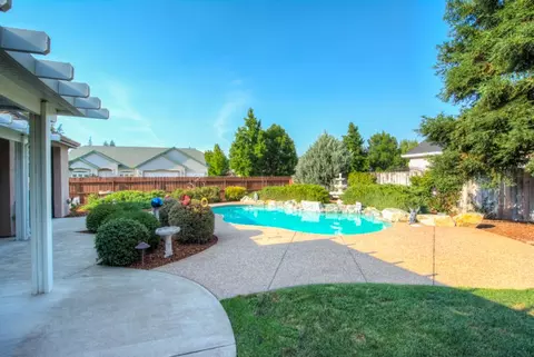 4427 Blue Creek Dr, Redding, CA 96002 photo 24