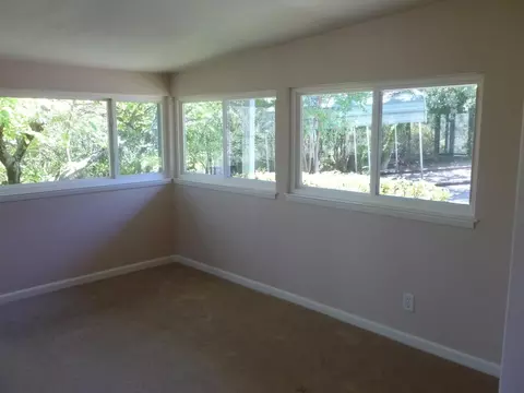 4655 Lookout Ct, Redding, CA 96001 photo 4
