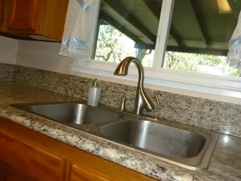 4655 Lookout Ct, Redding, CA 96001 photo 11