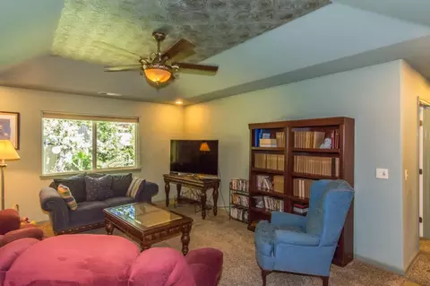 2634 Sharon Ave, Redding, CA 96001 photo 4