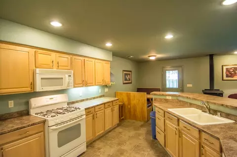 2634 Sharon Ave, Redding, CA 96001 photo 8